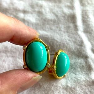 Aqua/turquoise gold tone earrings